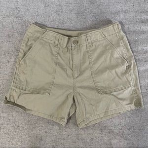 XL Marc New York khaki shorts with elastic waistband